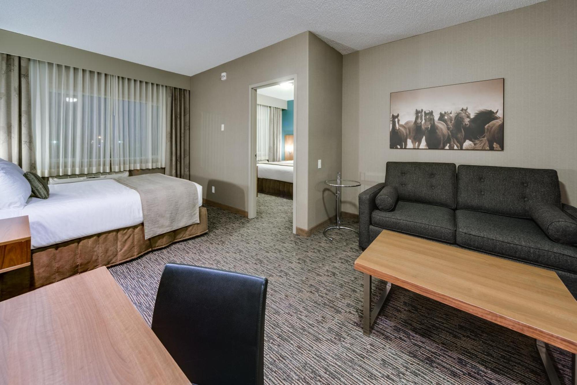 Heritage Inn Hotel & Convention Centre - Pincher Creek Exteriér fotografie