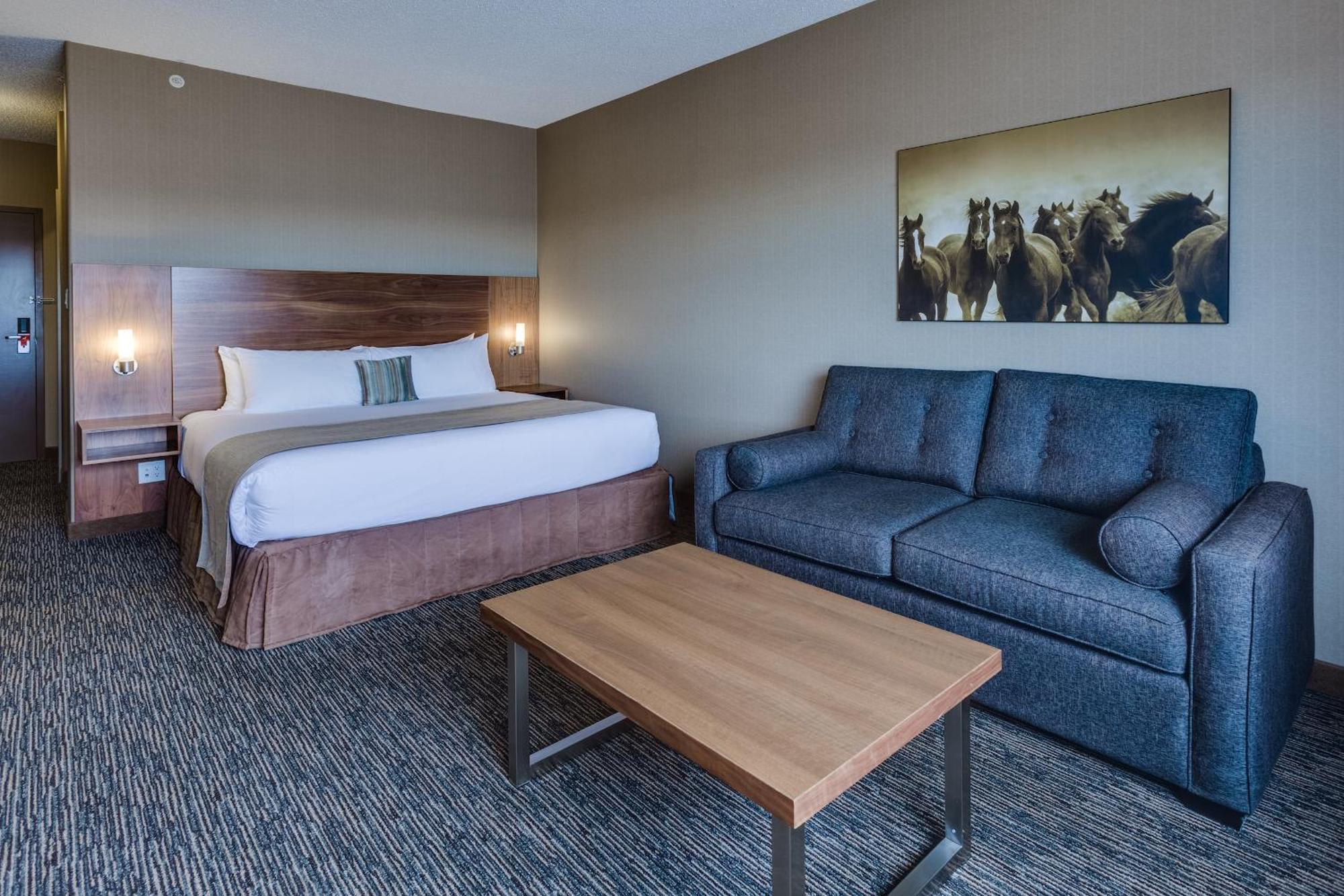 Heritage Inn Hotel & Convention Centre - Pincher Creek Exteriér fotografie